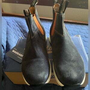 New Men’s Size 12 Blundstone Boots